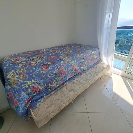 Quarto Privativo Em Apto Barra Com Vista - Com Anfitriao